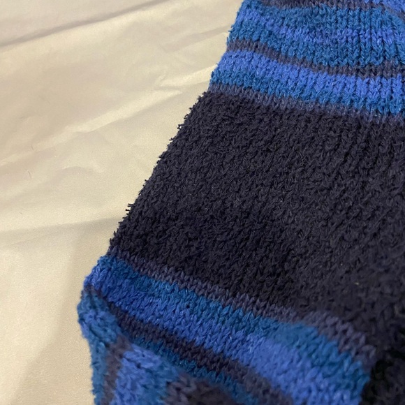 Striped Gap Cardigan - Picture 7 of 7